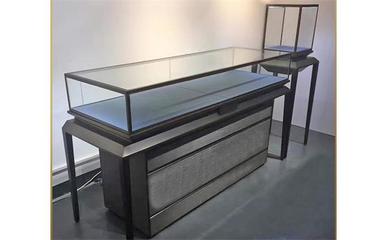 高端珠寶展柜廠怎么找？設計與上門安裝一站式服務指南